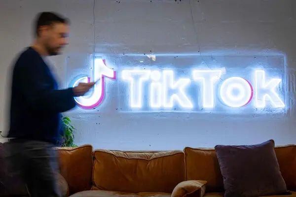 TikTok Video Downloader: Jak pobierać filmy z TikToka na swoje urządzenie