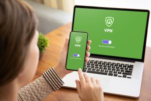 Czy warto wybrać darmowy VPN — czym tak naprawdę różni się od płatnego?