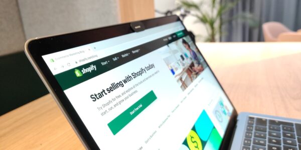 Shopify w Polsce - popularne sklepy