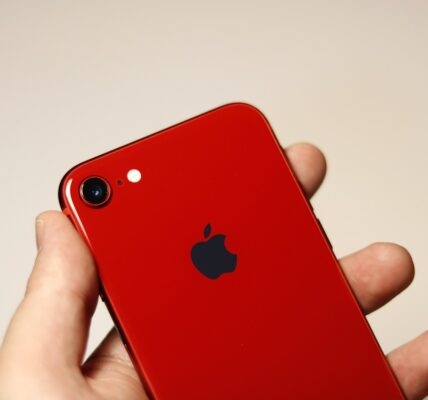 Zalety iPhone 8 – starszy model świetnej jakości