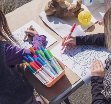 Bezpieczne kolorowanki dla dzieci - zabawa, kreatywność i edukacja