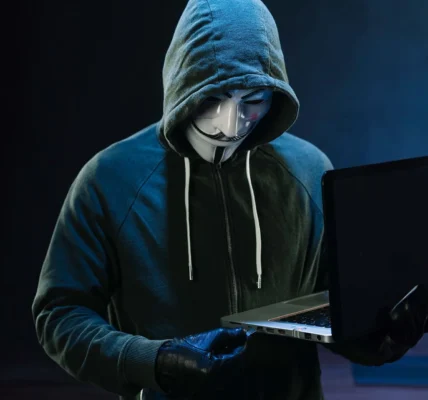 Hakerzy w cyberbezpieczeństwie