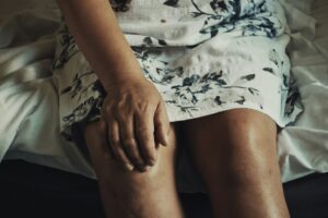 Co warto wiedzieć o skręceniu kolana?
