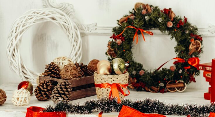 Stroiki świąteczne DIY – kreatywne pomysły na wyjątkowe dekoracje