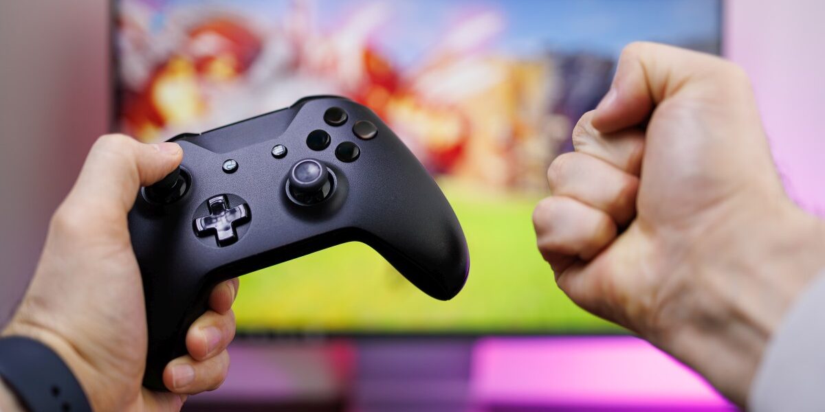 Bezpieczeństwo i stabilność gier w Windows 12: Jak system operacyjny zapewnia płynne i bezpieczne doświadczenia gamingowe