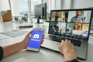 Jak Discord chroni użytkowników przed oszustwami i nękaniem?