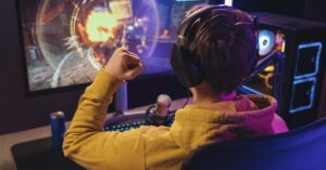 Jak Windows 12 Optymalizuje Wykorzystanie Zasobów Sprzętowych w Graach: Procesor, Karta Graficzna i Pamięć RAM