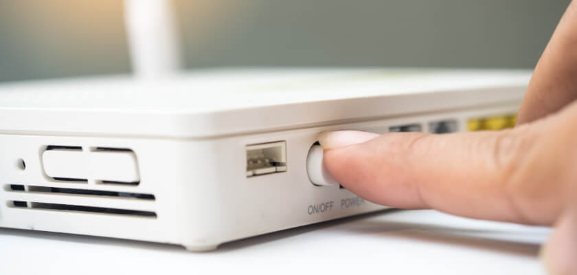 Jak rozdzielić światłowód na dwa routery? Kompleksowy poradnik