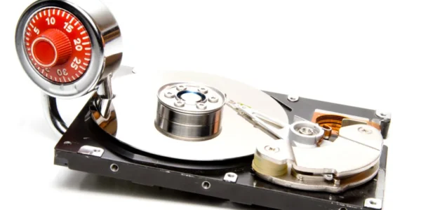 Jak szyfrować dyski i partycje za pomocą BitLocker, VeraCrypt i innych narzędzi – Kompleksowy przewodnik po szyfrowaniu danych