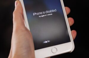 Jak zdjąć blokadę iCloud bez hasła w macOS?