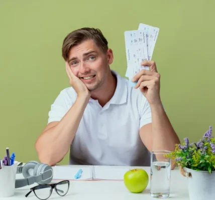 Omówienie czynników wpływających na zdolność kredytową – historia kredytowa, dochody i zadłużenie