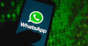 Oszustwa na WhatsAppie – Jak Rozpoznać i Unikać Cyberprzestępców?