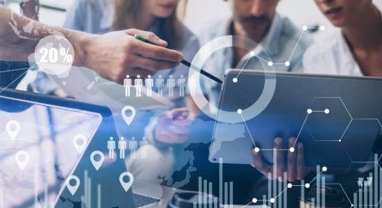 Testowanie działania strony i monitorowanie dostępności w chmurze obliczeniowej: Kluczowe aspekty i narzędzia