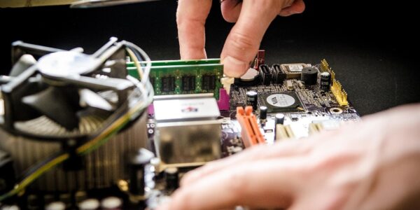 Profesjonalny serwis urządzeń elektronicznych