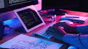 Analiza behawioralna złośliwego oprogramowania: Jak wykrywać nieznane zagrożenia?