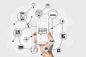 Internet rzeczy (IoT): jak inteligentne urządzenia zmieniają nasze życie?