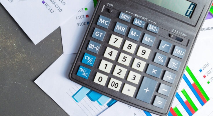 Jak analizować sprawozdania finansowe spółek?