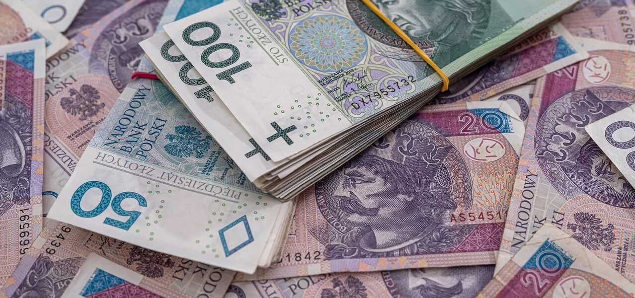 Jak negocjować warunki kredytu gotówkowego i obniżyć ratę?