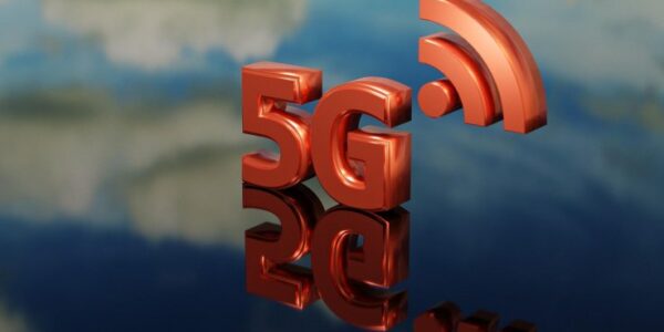 Jakie są różnice między poszczególnymi generacjami sieci GSM (2G, 3G, 4G, 5G)?