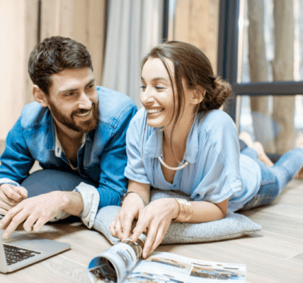 Kredyt hipoteczny a gotówkowy – jakie są różnice i który wybrać?