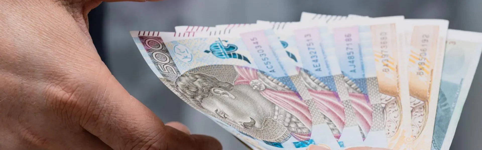 Pożyczka gotówkowa a zdolność kredytowa – jak ją poprawić?