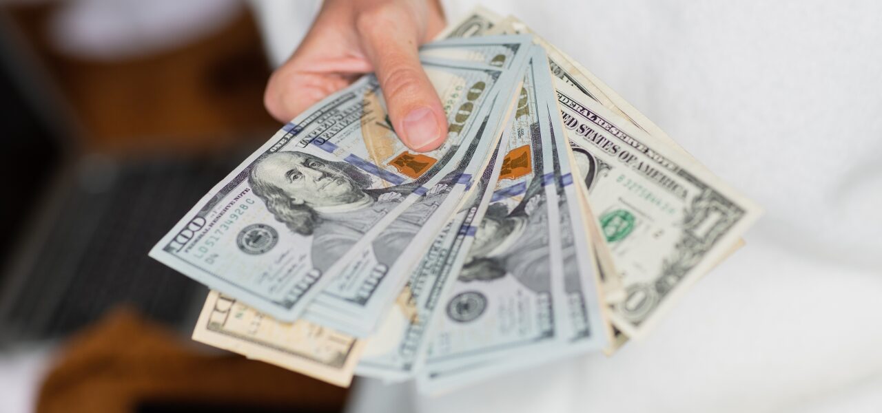 Ubezpieczenie pożyczki gotówkowej – ochrona na wypadek nieprzewidzianych sytuacji