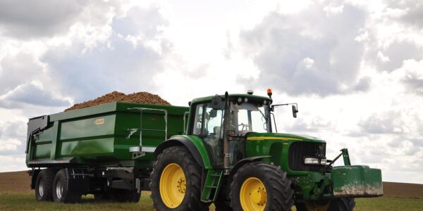 Agregat do Ciągnika: Klucz do Nowoczesności i Efektywności w Rolnictwie