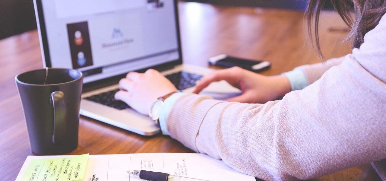 Analiza podatności w popularnych systemach monitoringu sieci (Nagios, Zabbix)