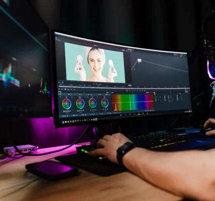 Hacking programów graficznych: Jak hakerzy atakują Photoshop i GIMP?