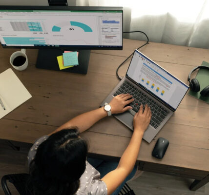 Jak hakerzy wykorzystują błędy w popularnych pakietach biurowych: Microsoft Office i LibreOffice