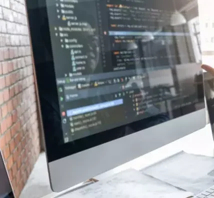 Salt i Hashing: Zrozumienie Nowoczesnych Metod Przechowywania Haseł i Ich Łamania