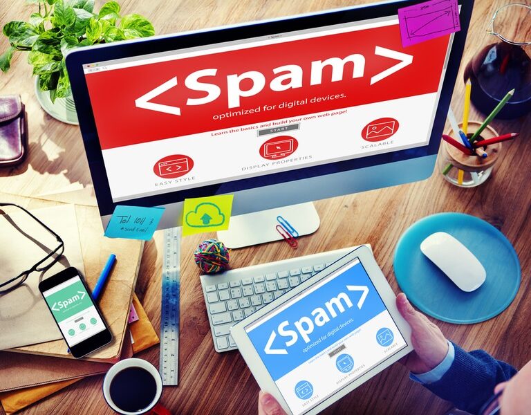 Wykorzystanie Luk w Aplikacjach Internetowych do Wysyłania Spamu