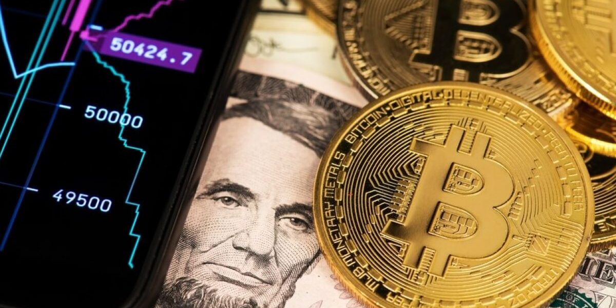 Wykorzystanie Luk w Urządzeniach Mobilnych (Android, iOS) do Kopania Kryptowalut