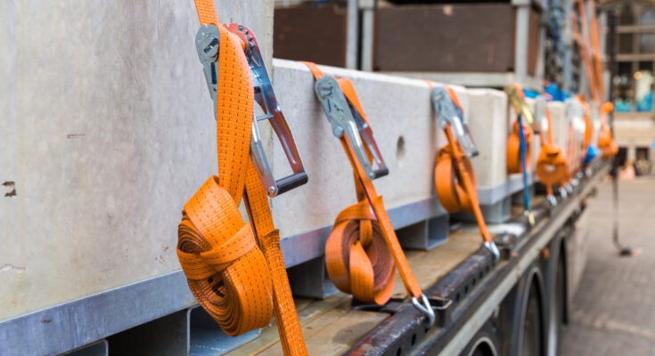 Zawiesia transportowe – kluczowy element bezpiecznego i efektywnego transportu ładunków