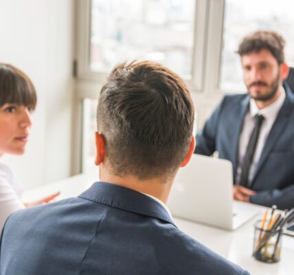 Jak wybrać prawnika rozwodowego, który naprawdę pomoże?