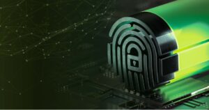 Ataki side-channel: Wykorzystanie informacji pobocznych (np. czas wykonania, zużycie energii) do ujawnienia kluczy szyfrujących