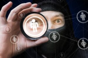 "Cicha Indoktrynacja": Jak algorytmy mediów społecznościowych kształtują Twoje poglądy i co z tym zrobić