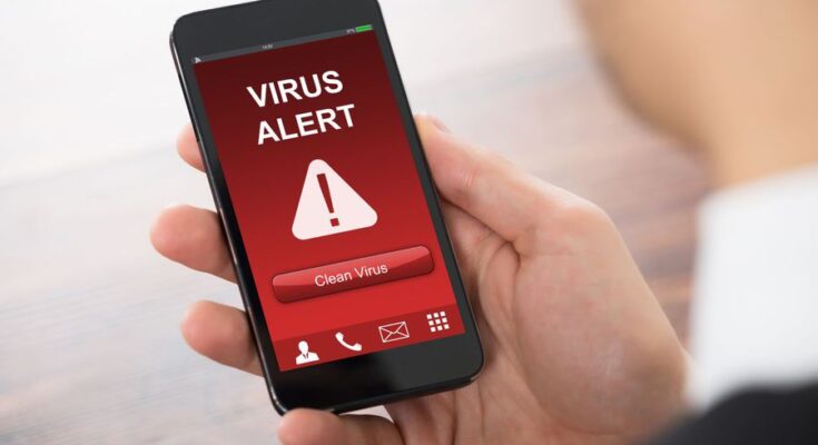 Malware na Urządzenia Mobilne: Specyfika trojanów i złośliwego oprogramowania atakującego smartfony i tablety