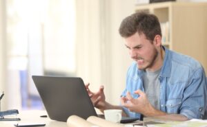 Problemy z serwerem X (GUI): Błędy uruchamiania środowiska graficznego, problemy ze sterownikami kart graficznych (Nvidia, AMD, Intel) w różnych dystrybucjach