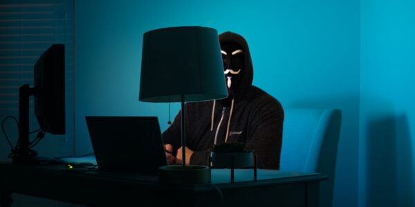 Walka z wirusami szyfrującymi dane (ransomware) w Windows 11