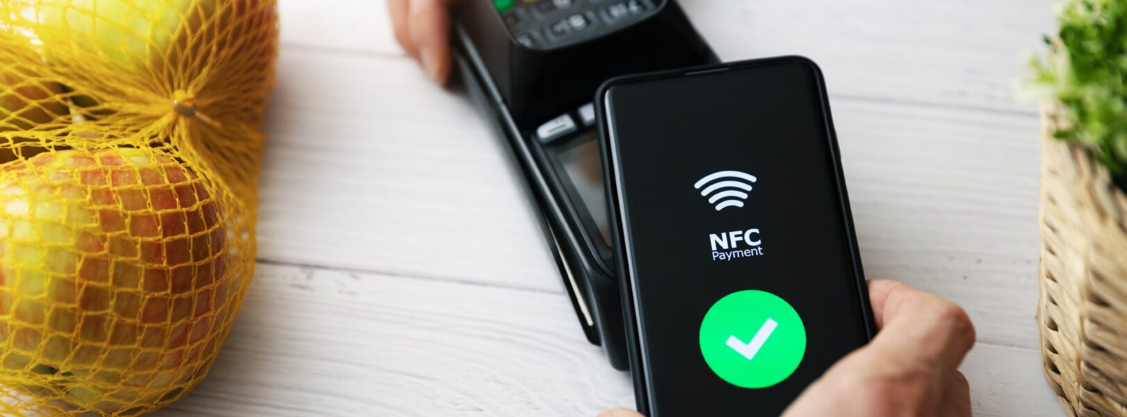 Wektory ataku przez NFC i Bluetooth w Androidzie