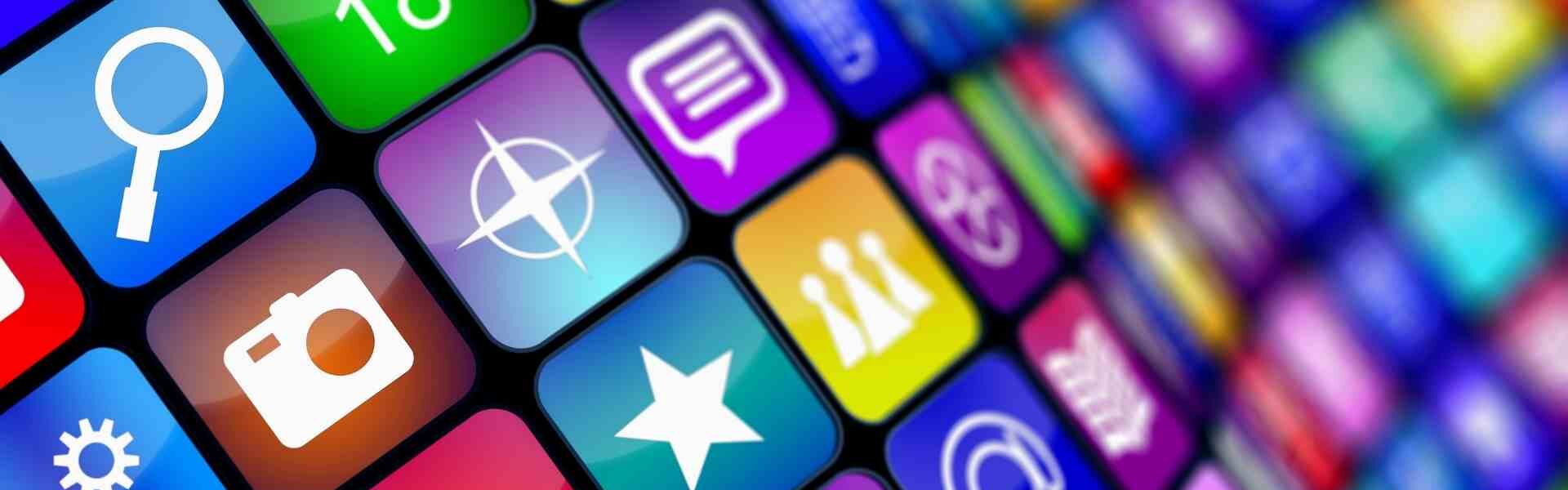 Wybór Platformy Social Media: Gdzie najlepiej publikować artykuły sponsorowane dla różnych grup docelowych (Facebook, Instagram, LinkedIn, TikTok)