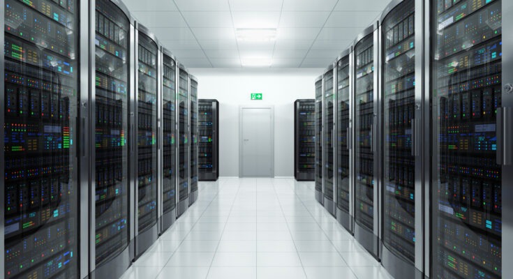 Dlaczego VPS i serwery dedykowane typu Root wygrywają z hostingiem współdzielonym w e-commerce ?