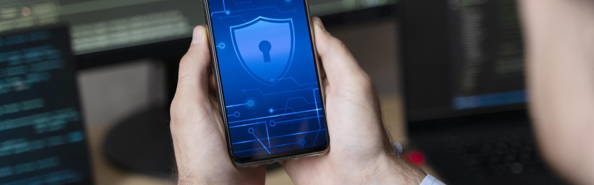 Ataki na mechanizmy uprawnień aplikacji w Androidzie: Kto naprawdę kontroluje Twój smartfon?