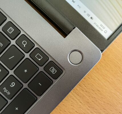 Hibernacja, uśpienie, czy całkowite wyłączenie? Co jest najlepsze dla szybkości startu Windows 11