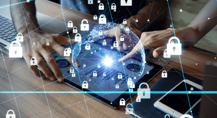 Szyfrowanie plików i folderów (EFS) w Windows 12: Kiedy stosować i jak zarządzać certyfikatami