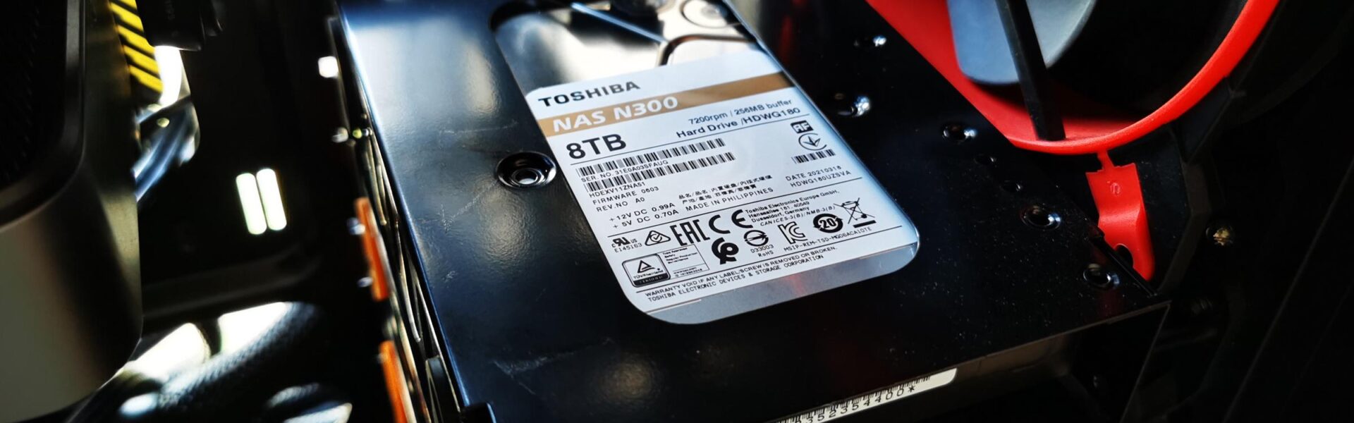 Windows Storage Spaces w Windows 12: Łączenie dysków w jeden logiczny wolumin