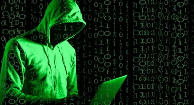 Ataki typu Man-in-the-Middle (MitM) – przechwytywanie komunikacji i podszywanie się pod ofiarę