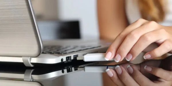 Jak rozwiązywać problemy z awariami zasilania portu USB w systemie Windows 11