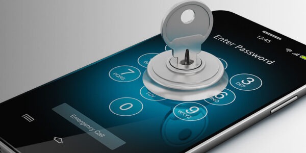 Jak zabezpieczyć smartfon przed kradzieżą w podróży – praktyczny poradnik dla użytkowników Androida